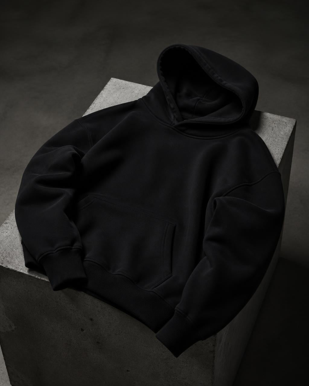 Heavyweight V01 Hoodie in Obsidian Black